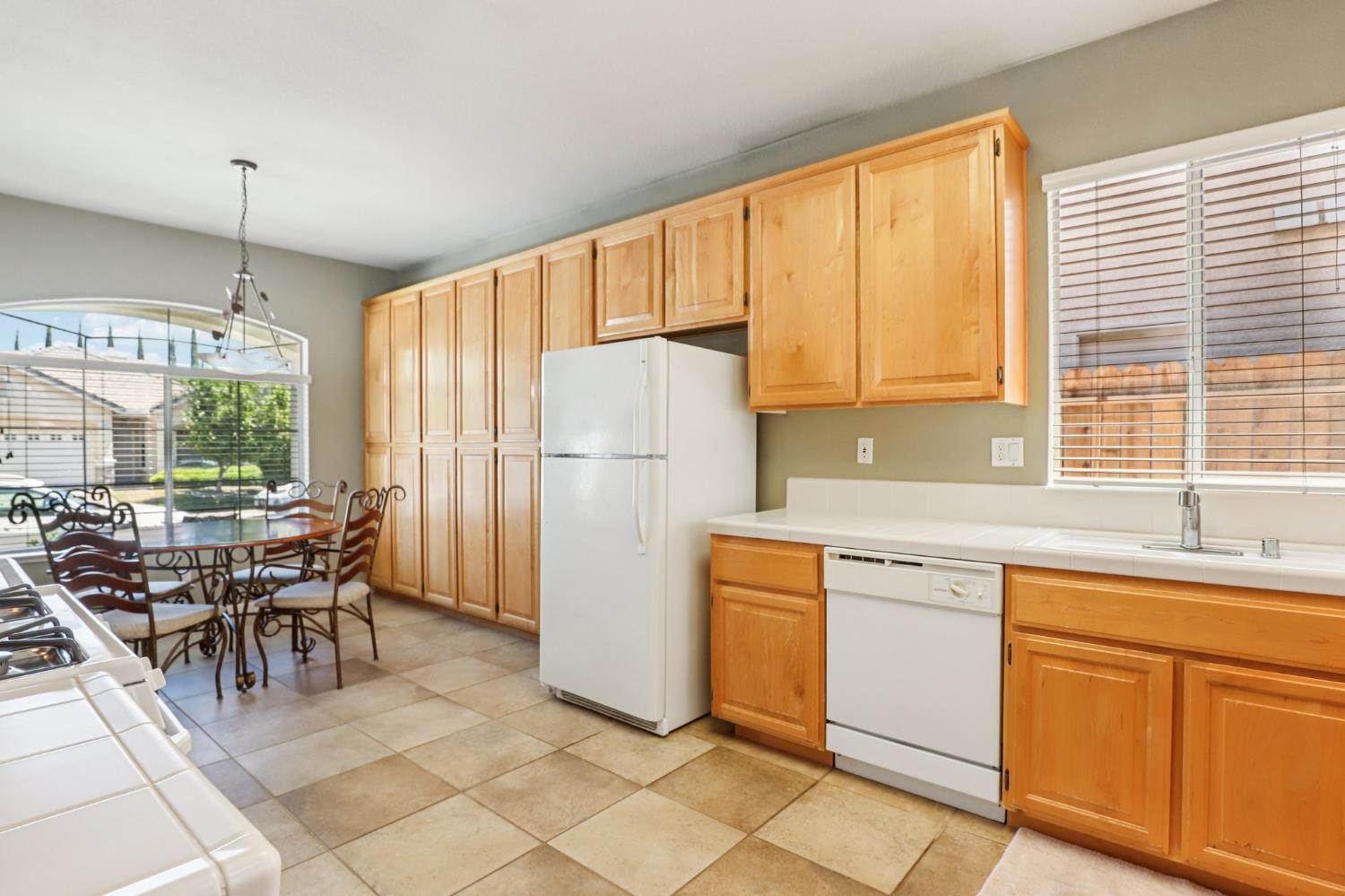 9029 Kodiak Way, Roseville, CA 95747