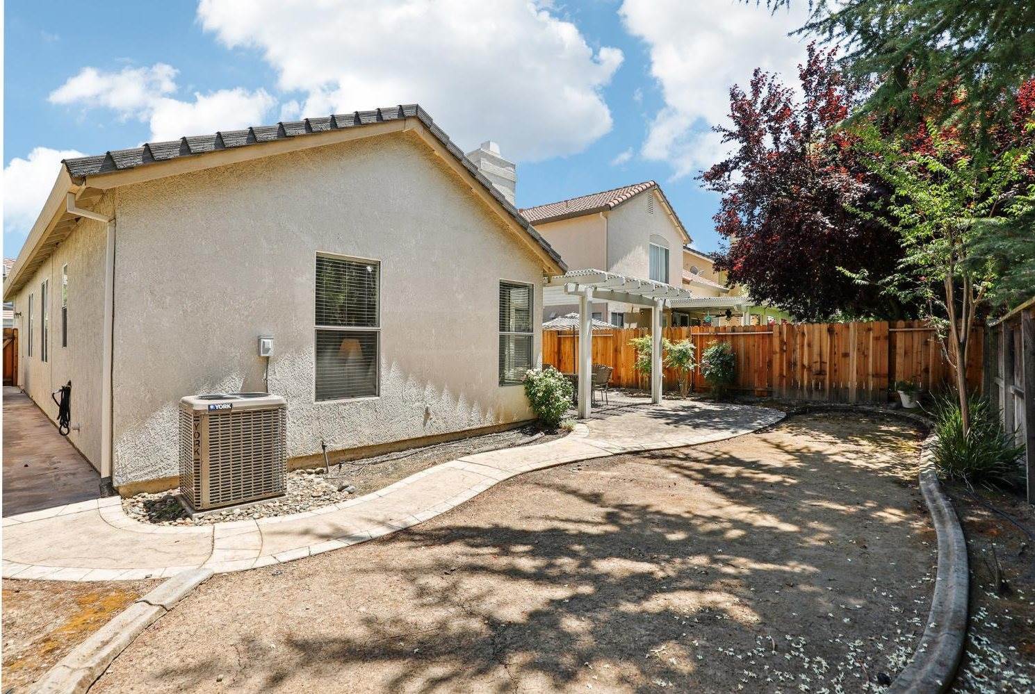 9029 Kodiak Way, Roseville, CA 95747