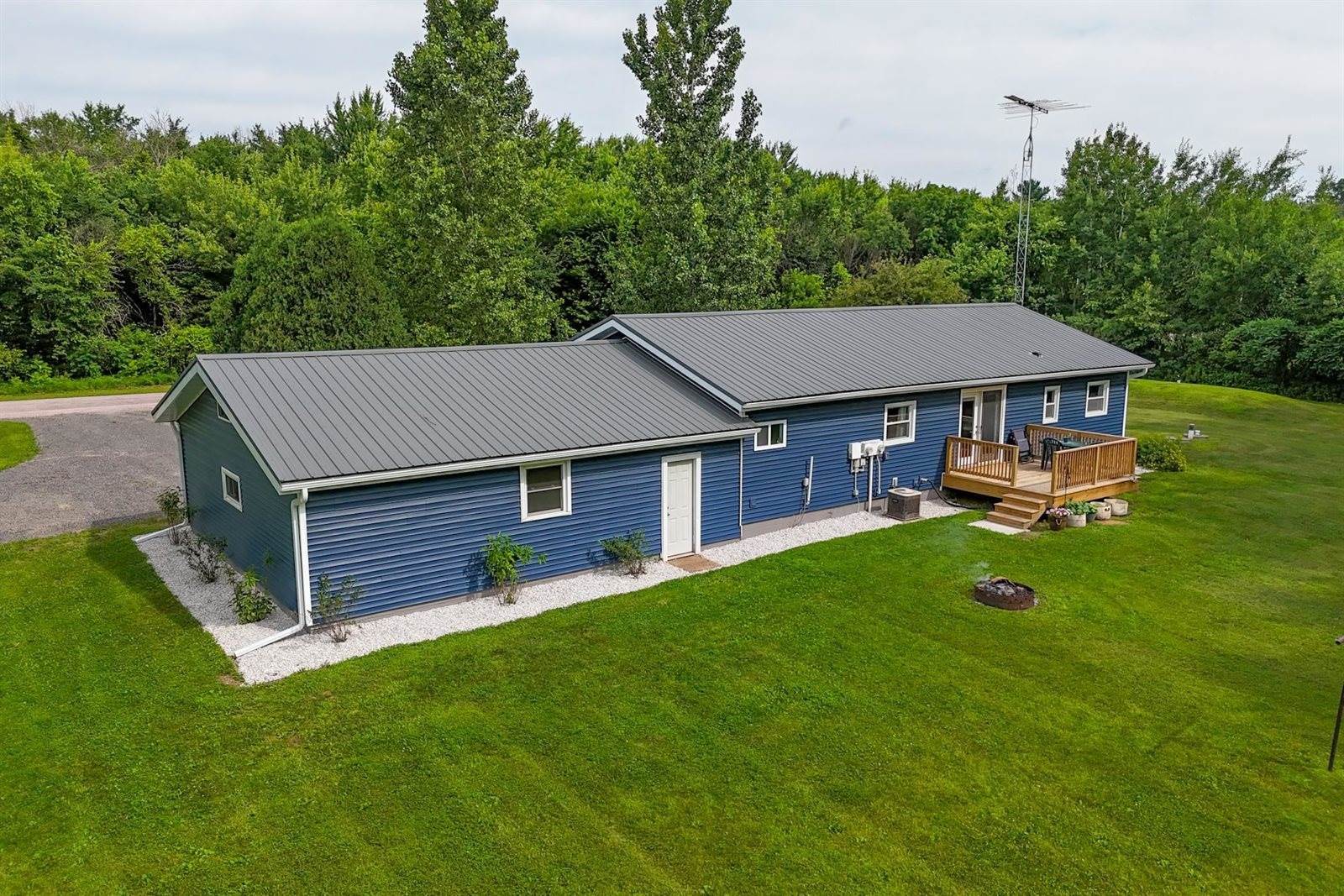 810 Mckeel Road, Babcock, WI 54413