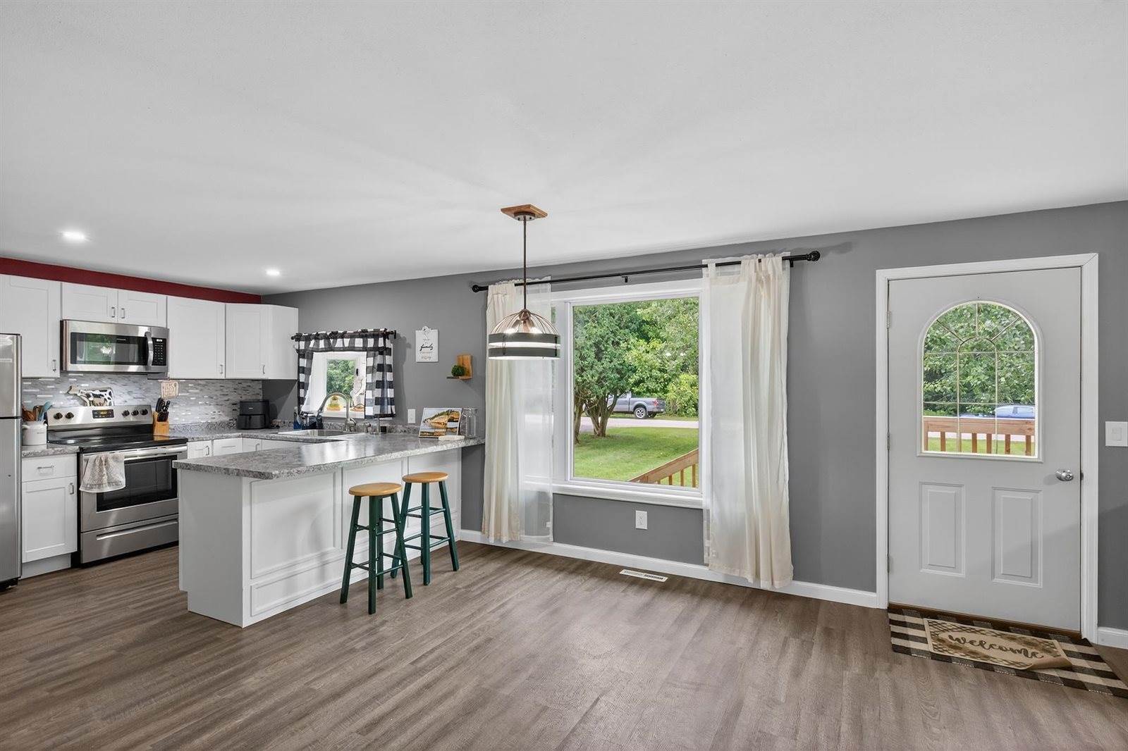 810 Mckeel Road, Babcock, WI 54413