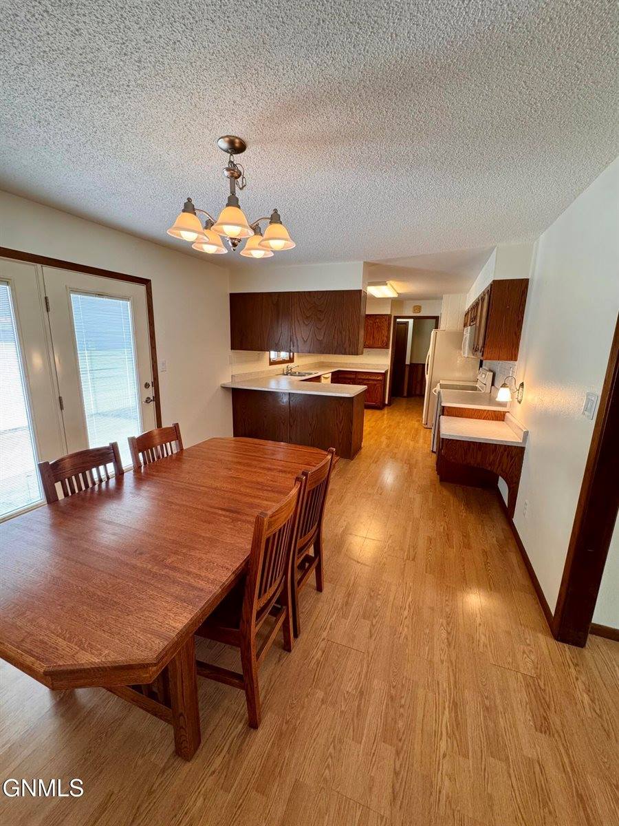 1201 Sioux Street, Williston, ND 58801