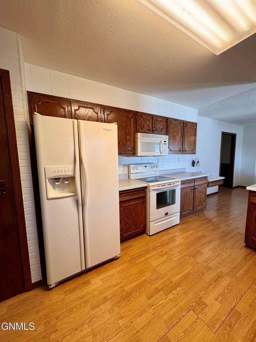 1201 Sioux Street, Williston, ND 58801