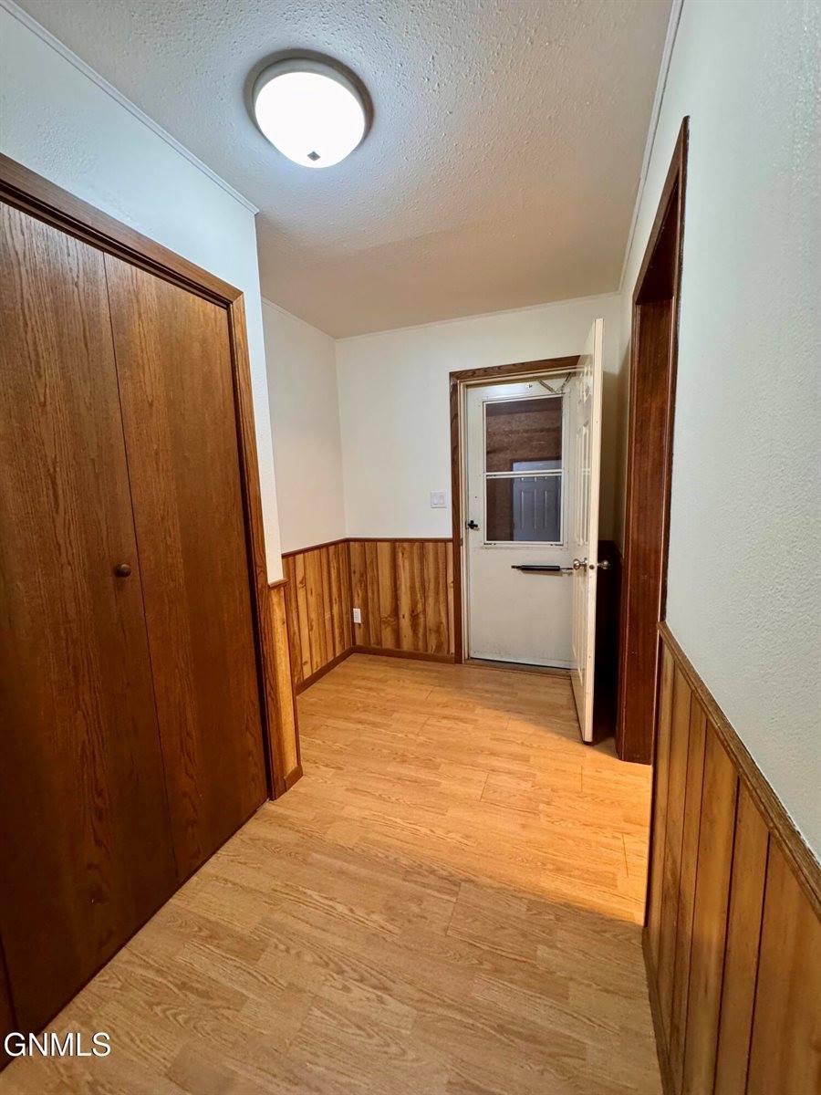 1201 Sioux Street, Williston, ND 58801