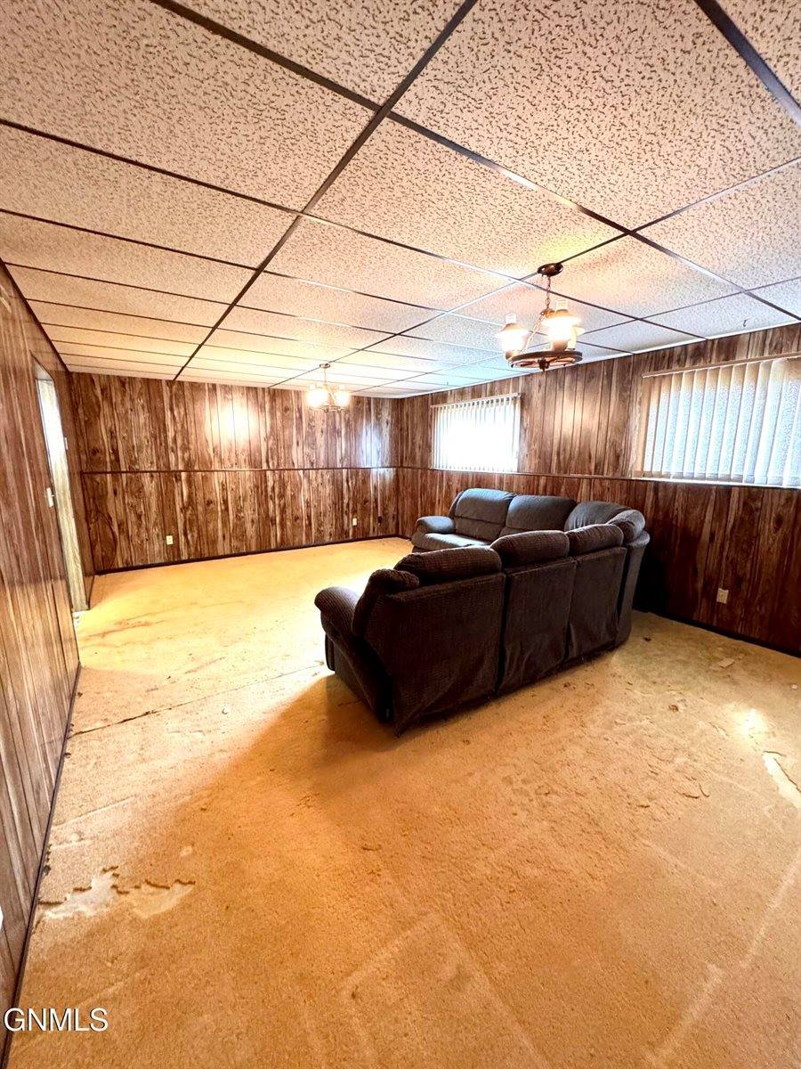 1201 Sioux Street, Williston, ND 58801