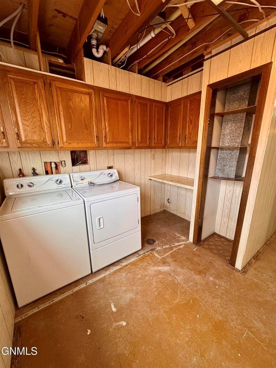 1201 Sioux Street, Williston, ND 58801