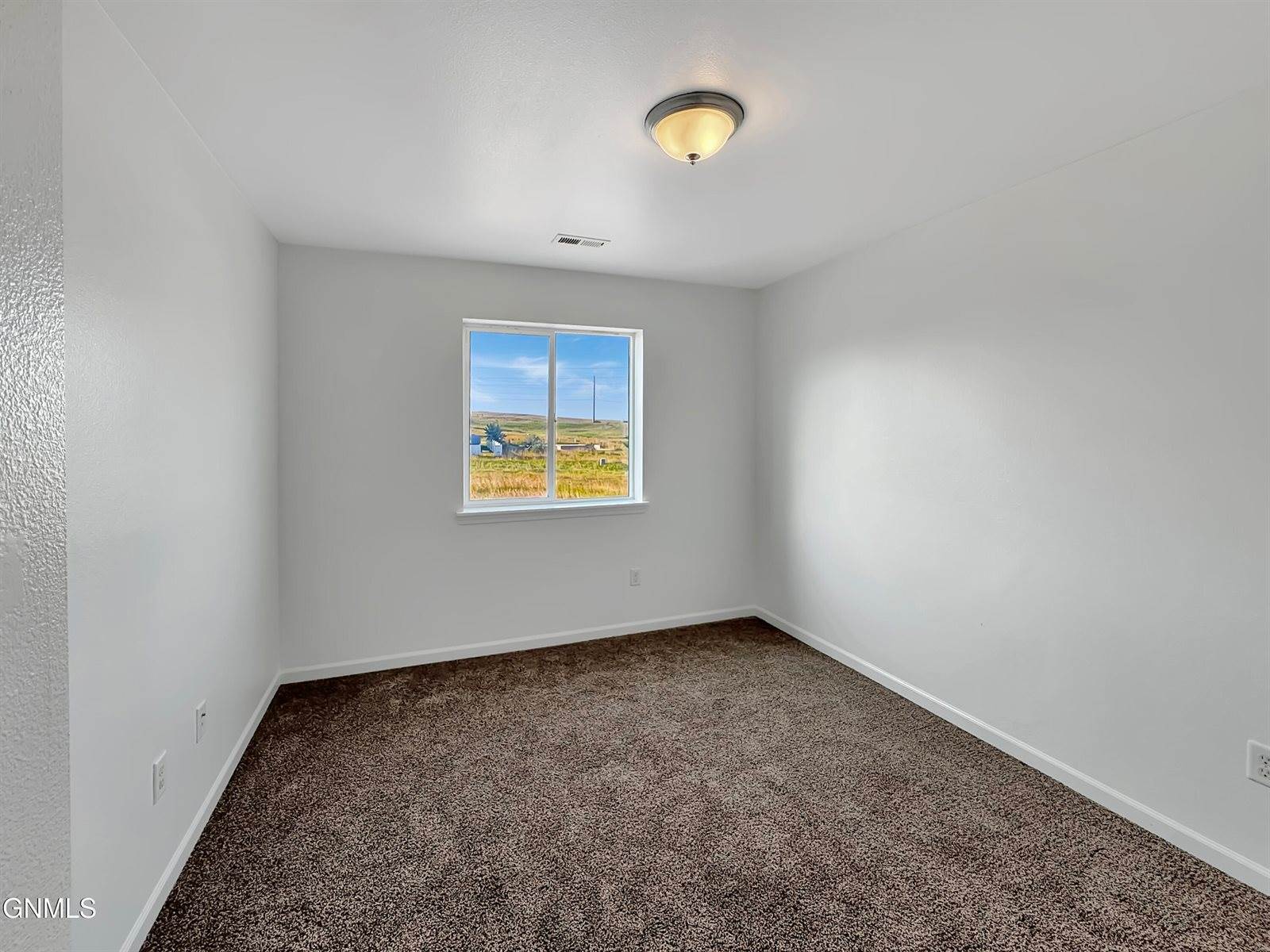 13701 Kristina Street, Williston, ND 58801