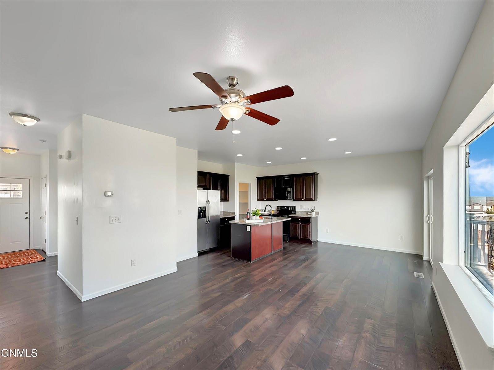 13701 Kristina Street, Williston, ND 58801