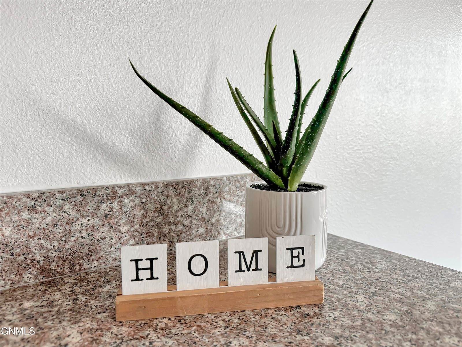 13701 Kristina Street, Williston, ND 58801