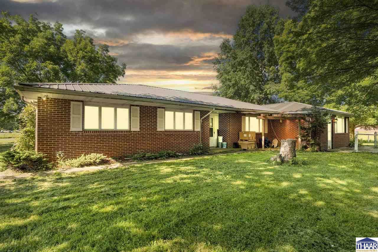 4295 East Oregon Church, Terre Haute, IN 47802