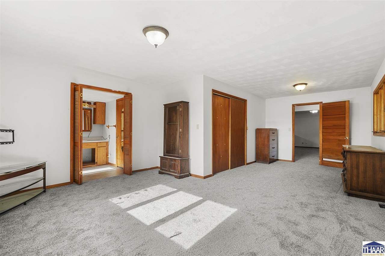 4295 East Oregon Church, Terre Haute, IN 47802