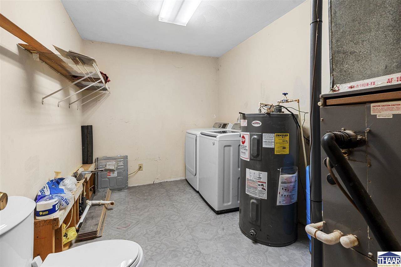 4295 East Oregon Church, Terre Haute, IN 47802