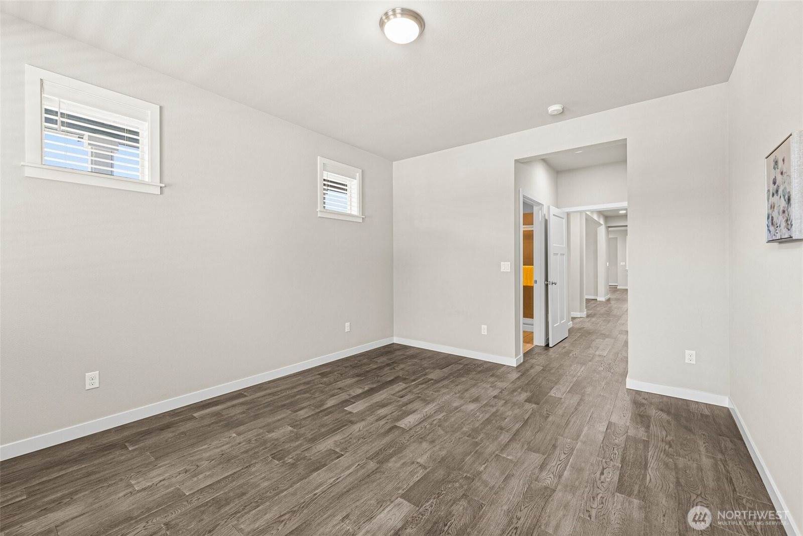 5704 Waldron Court NE, Lacey, WA 98516