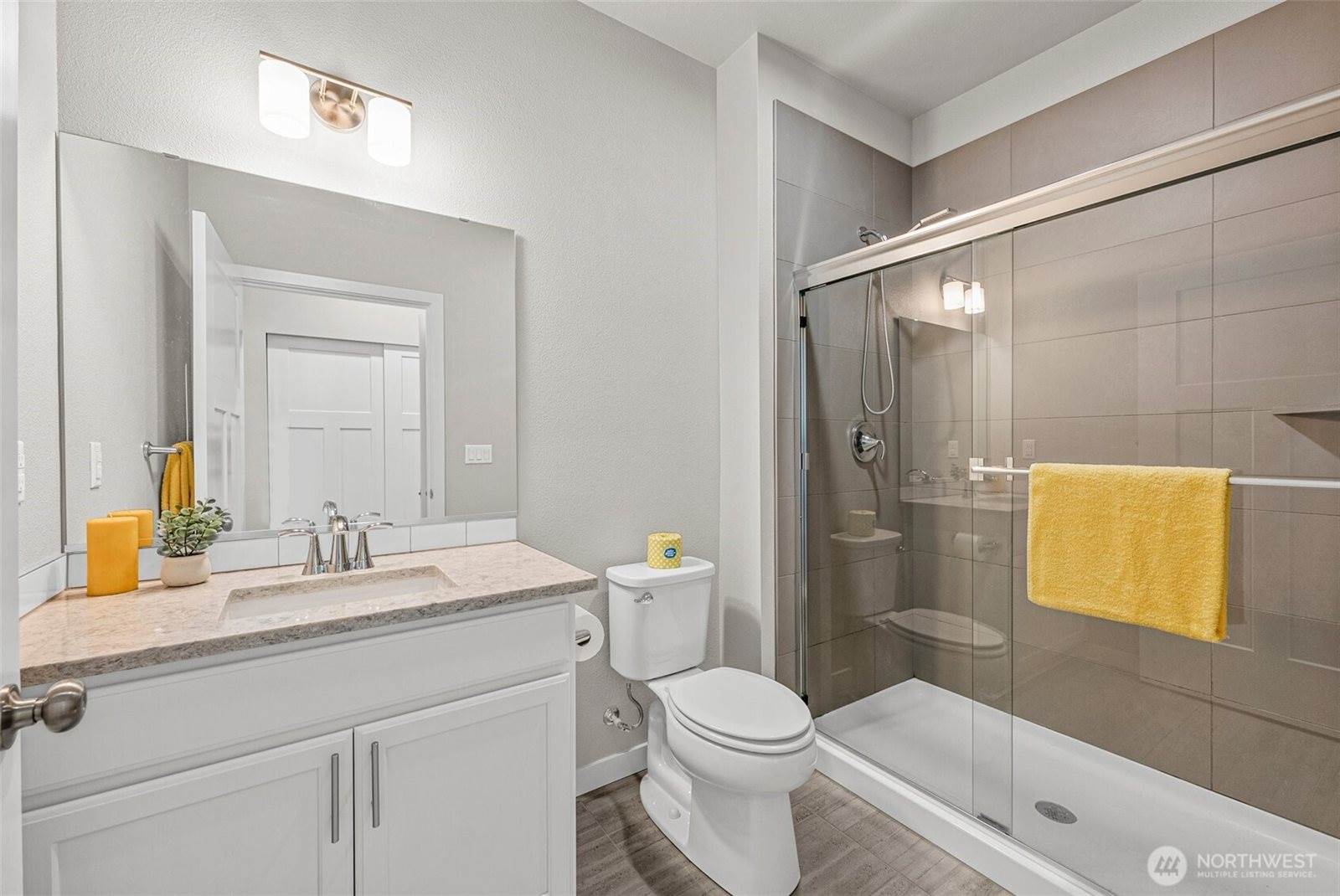 5704 Waldron Court NE, Lacey, WA 98516