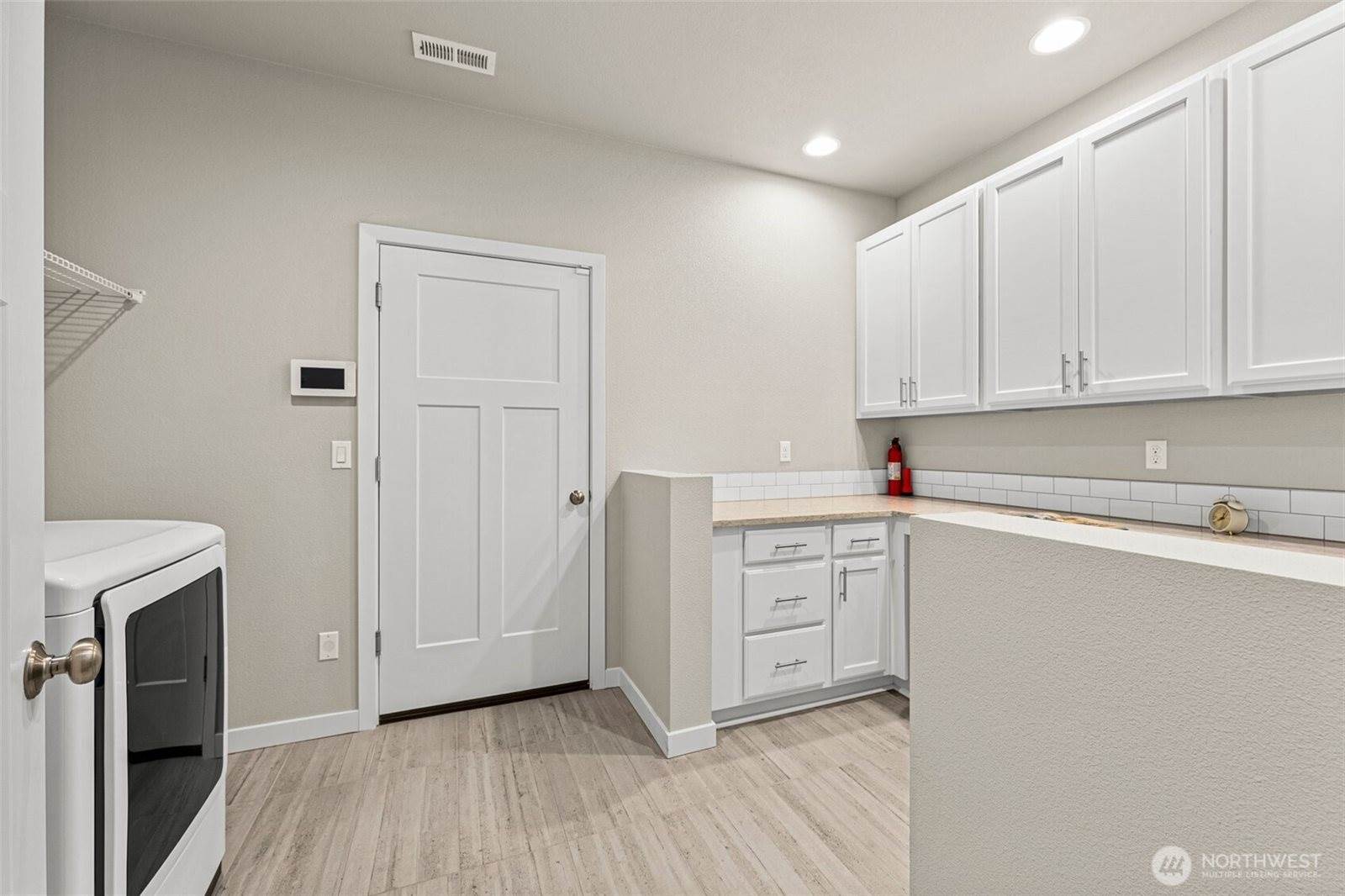 5704 Waldron Court NE, Lacey, WA 98516