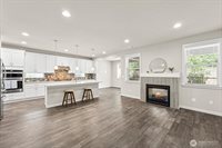 5704 Waldron Court NE, Lacey, WA 98516