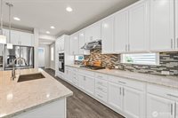 5704 Waldron Court NE, Lacey, WA 98516