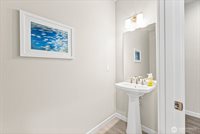 5704 Waldron Court NE, Lacey, WA 98516