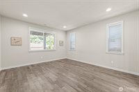 5704 Waldron Court NE, Lacey, WA 98516