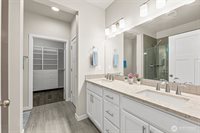 5704 Waldron Court NE, Lacey, WA 98516