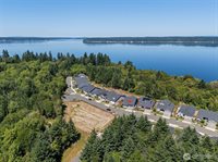 5704 Waldron Court NE, Lacey, WA 98516