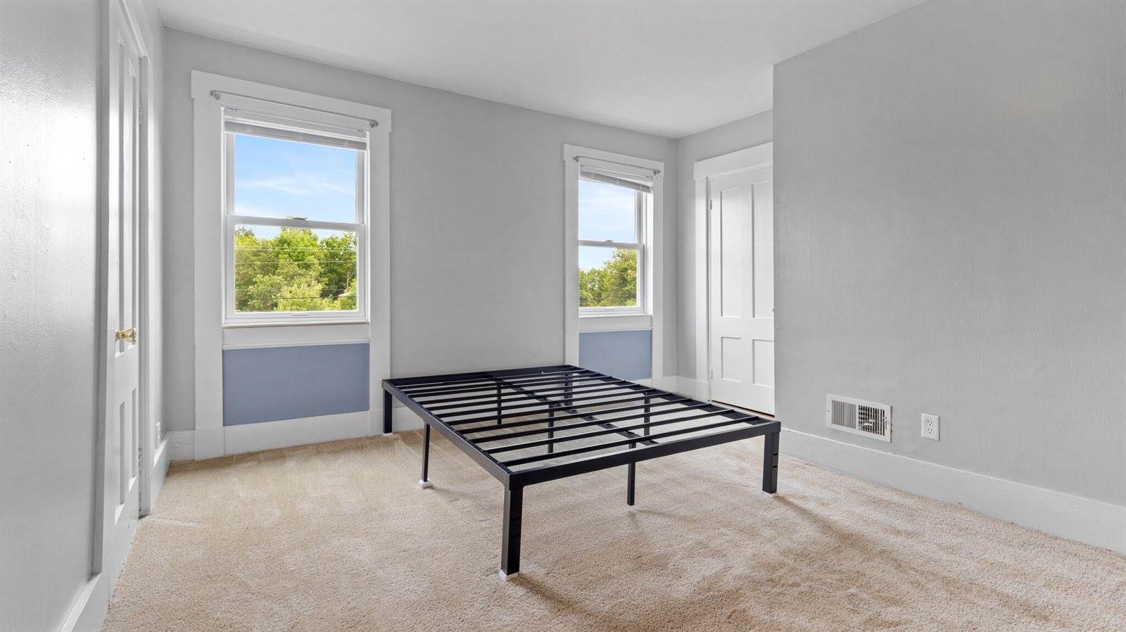 2300 Hudson Road, Hudson, ME 04449