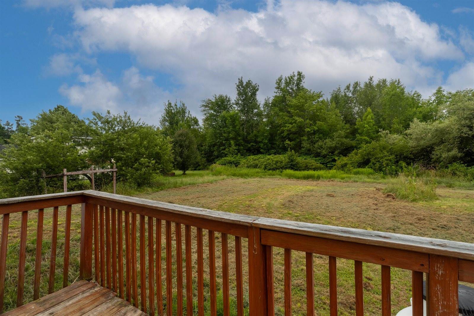 2300 Hudson Road, Hudson, ME 04449