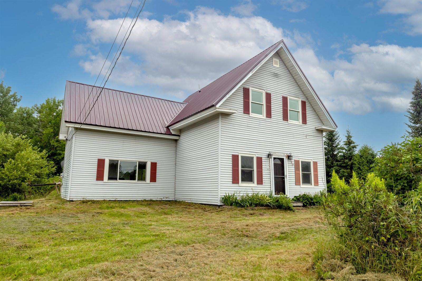 2300 Hudson Road, Hudson, ME 04449