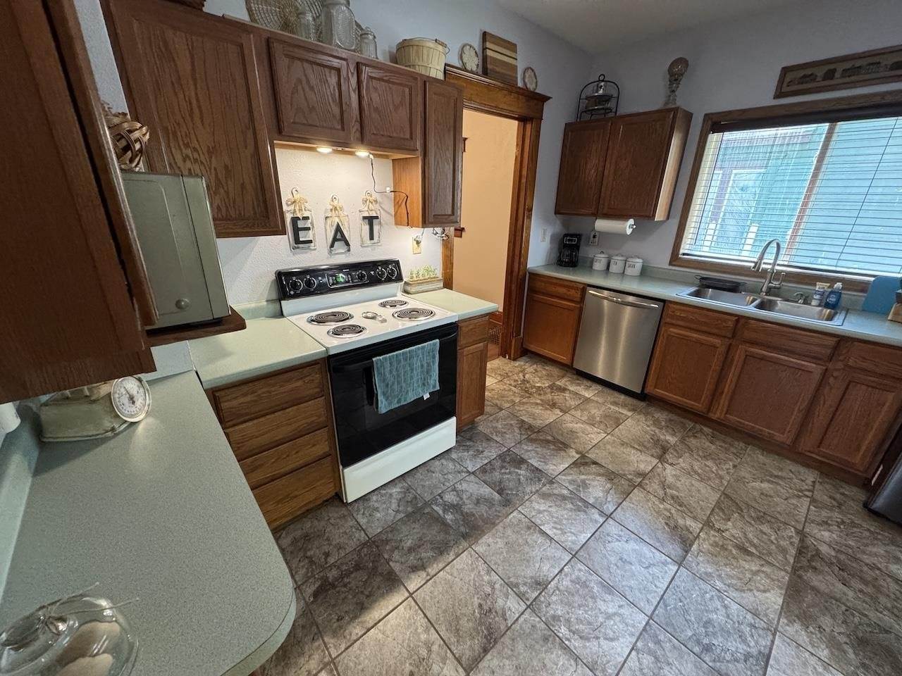 212 S 5th Avenue, Wausau, WI 54401