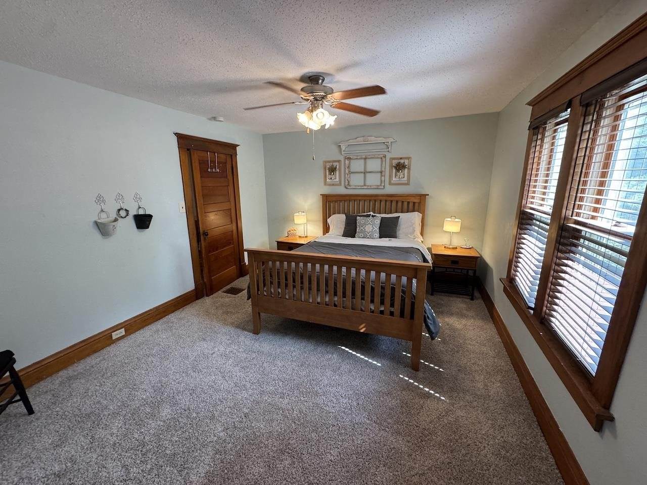 212 S 5th Avenue, Wausau, WI 54401