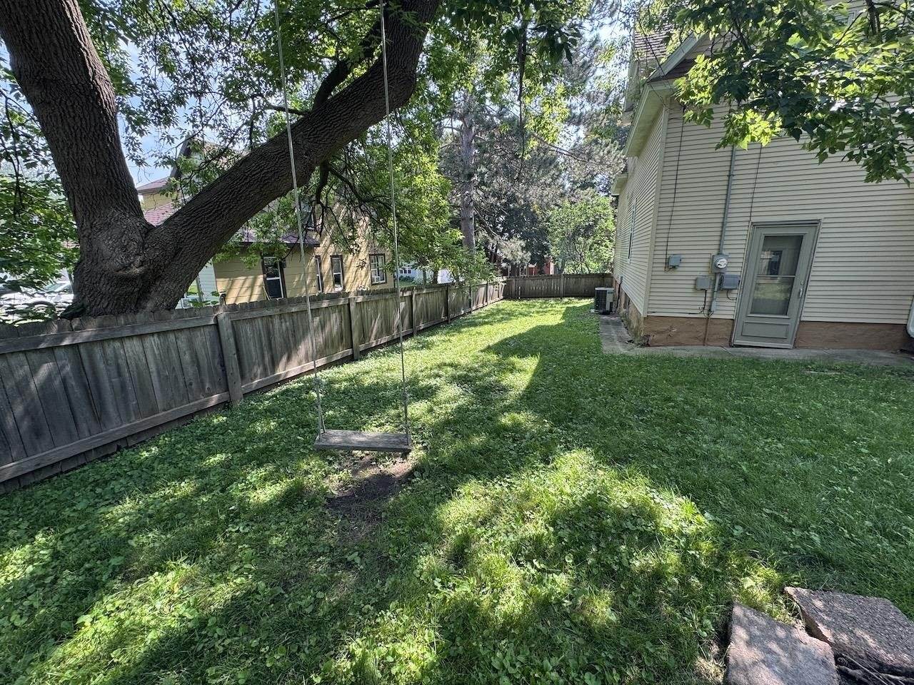 212 S 5th Avenue, Wausau, WI 54401