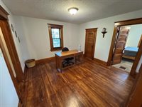 212 S 5th Avenue, Wausau, WI 54401