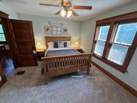 212 S 5th Avenue, Wausau, WI 54401