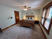 212 S 5th Avenue, Wausau, WI 54401