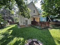212 S 5th Avenue, Wausau, WI 54401