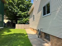 212 S 5th Avenue, Wausau, WI 54401
