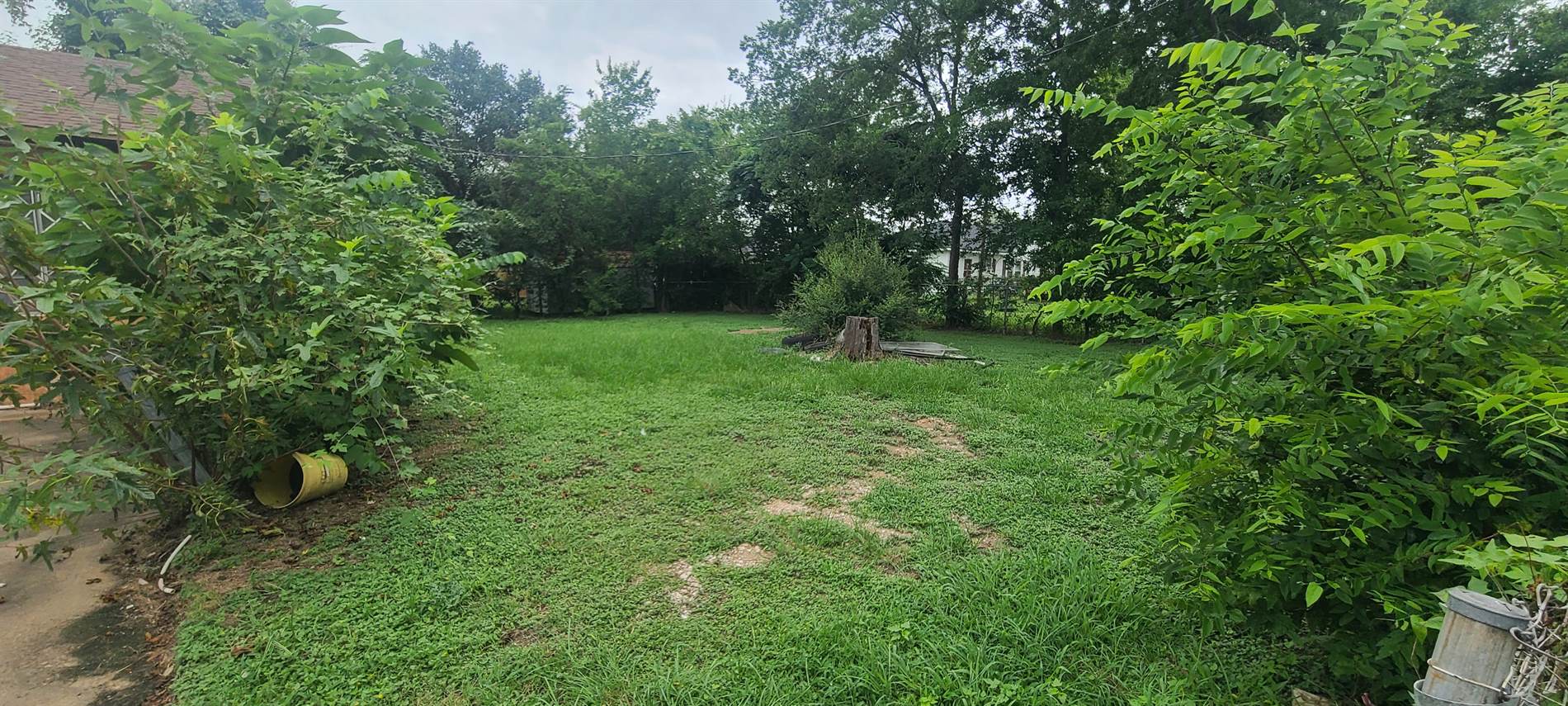 1000 N Sterling, Bryan, TX 77803