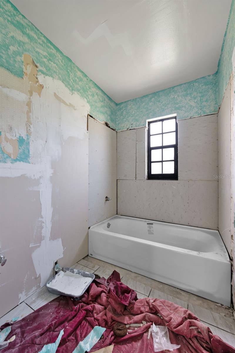 3207 Chariot Place, Orlando, FL 32818