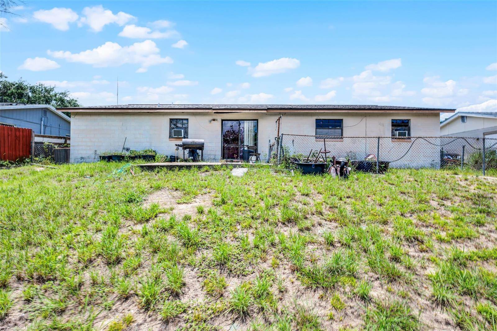 3207 Chariot Place, Orlando, FL 32818