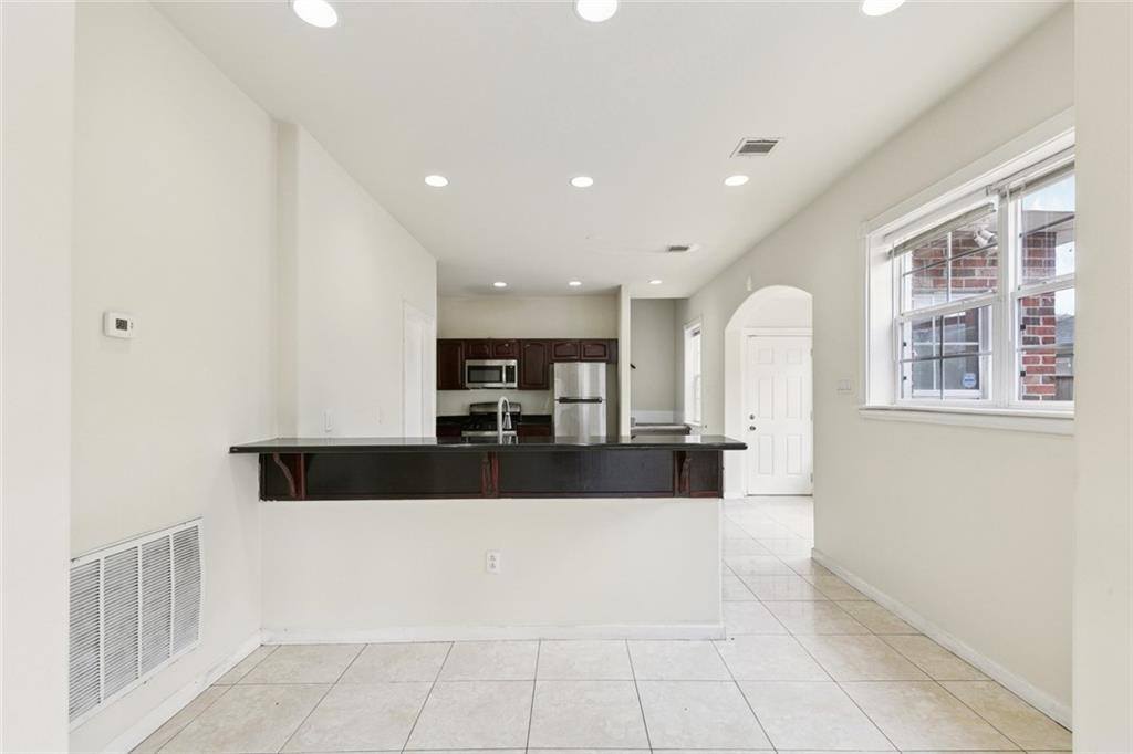 5832 Willow Street, New Orleans, LA 70115