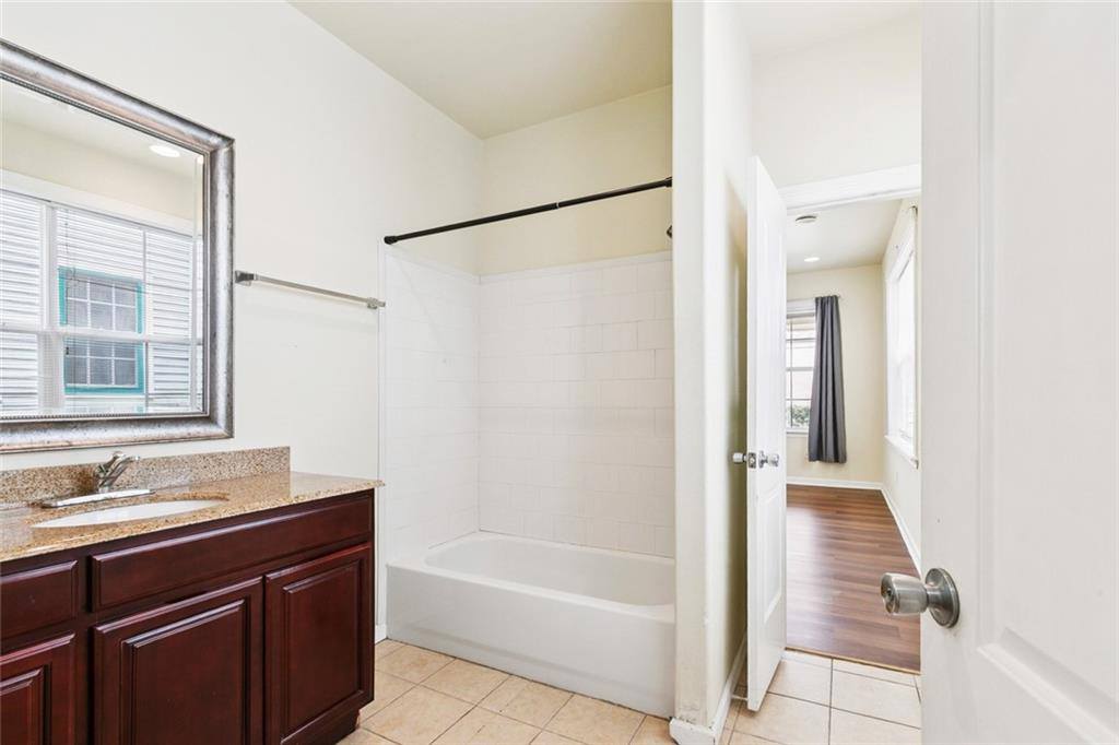 5832 Willow Street, New Orleans, LA 70115