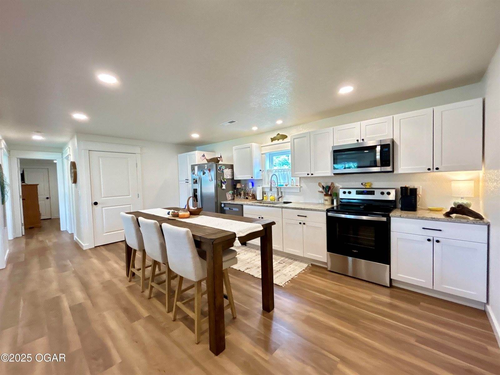 21935 Lake Rd M 12, Cassville, MO 65625