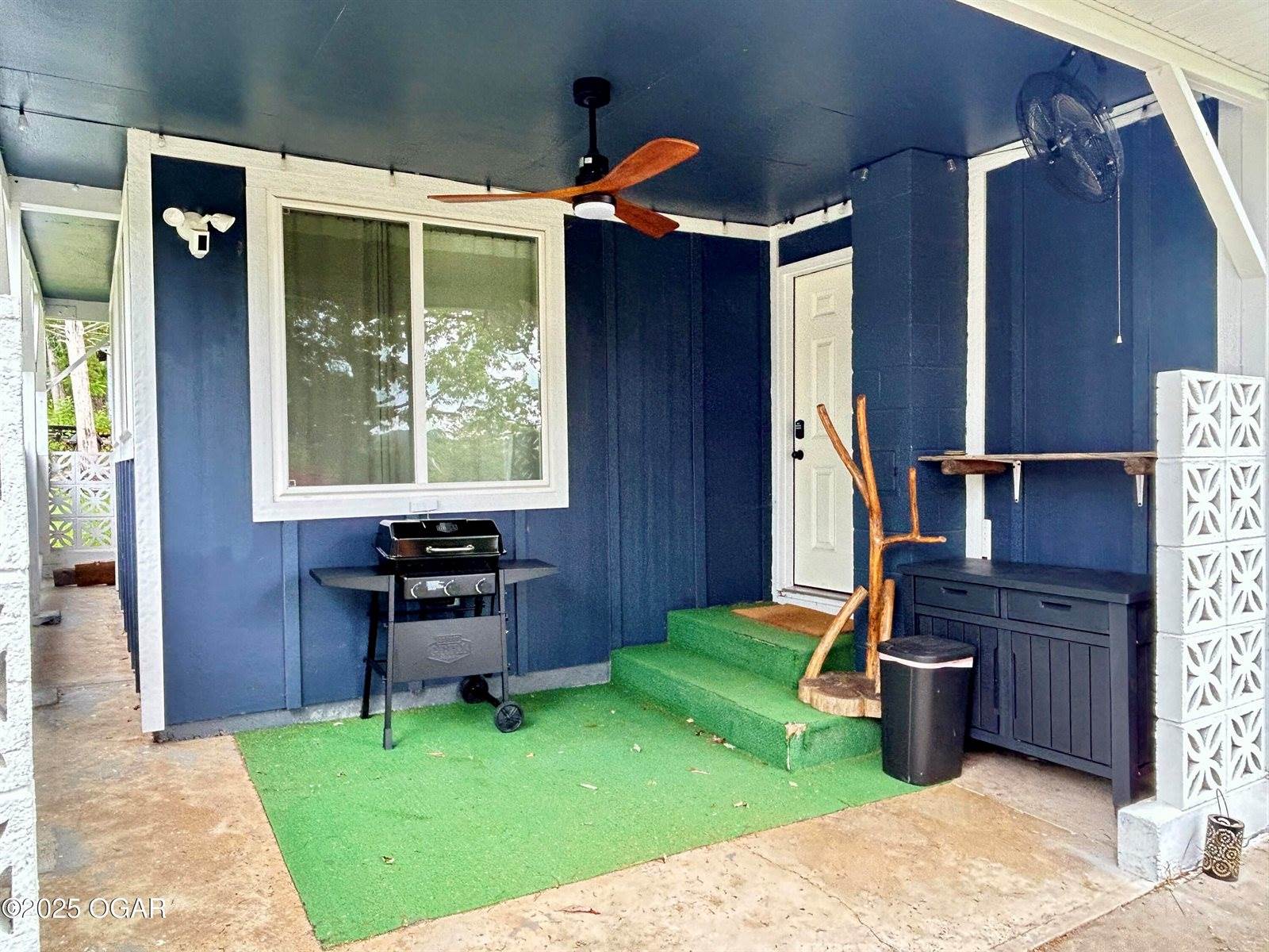 21935 Lake Rd M 12, Cassville, MO 65625