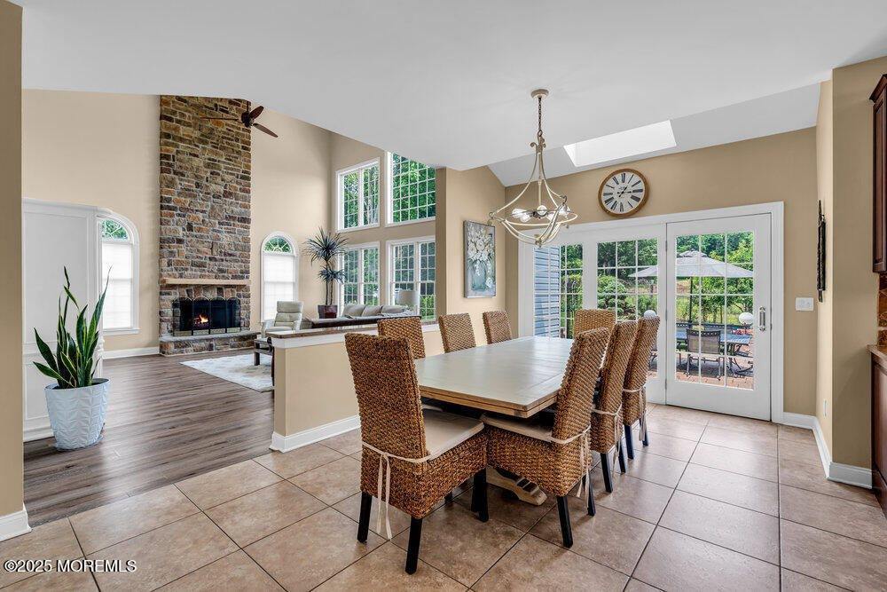 2 Elkridge Way, Manalapan, NJ 07726