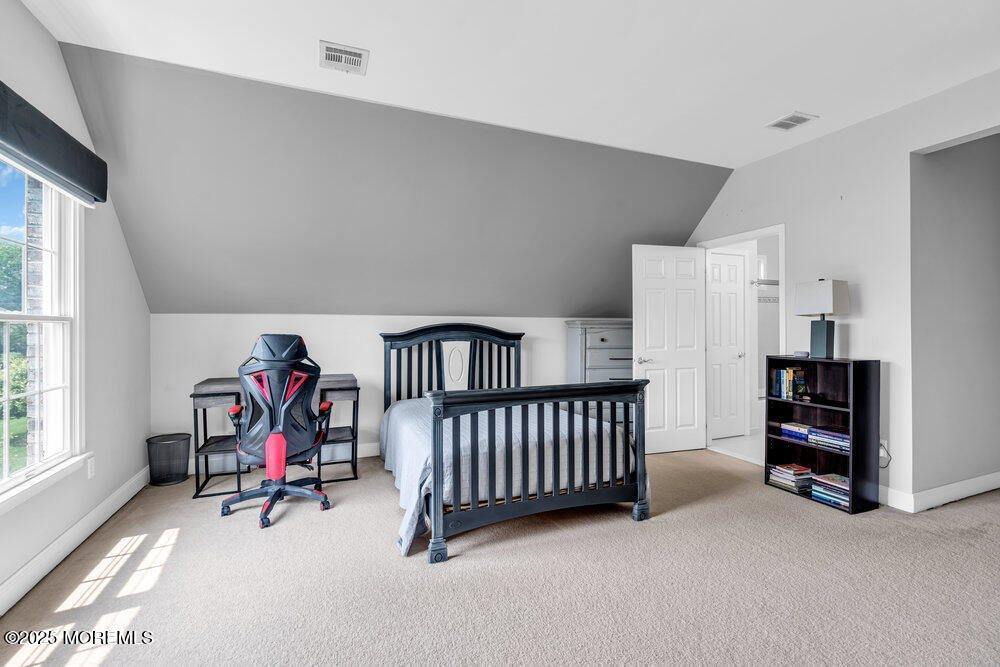 2 Elkridge Way, Manalapan, NJ 07726