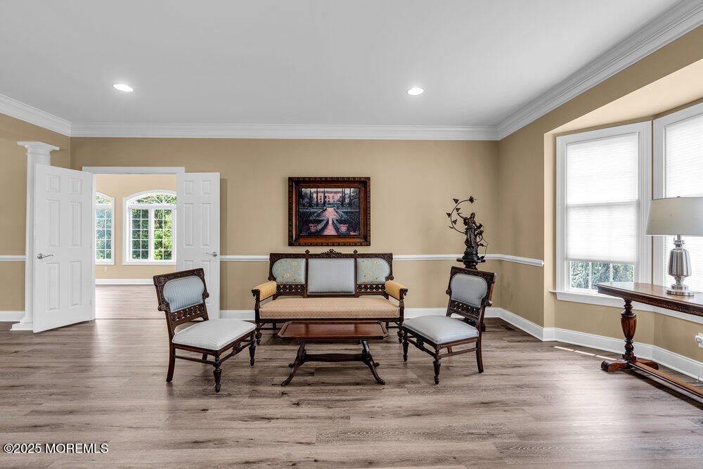 2 Elkridge Way, Manalapan, NJ 07726