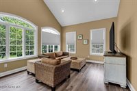 2 Elkridge Way, Manalapan, NJ 07726