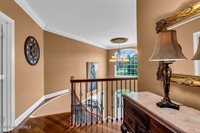 2 Elkridge Way, Manalapan, NJ 07726