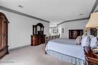 2 Elkridge Way, Manalapan, NJ 07726