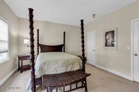 2 Elkridge Way, Manalapan, NJ 07726