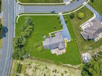 2 Elkridge Way, Manalapan, NJ 07726